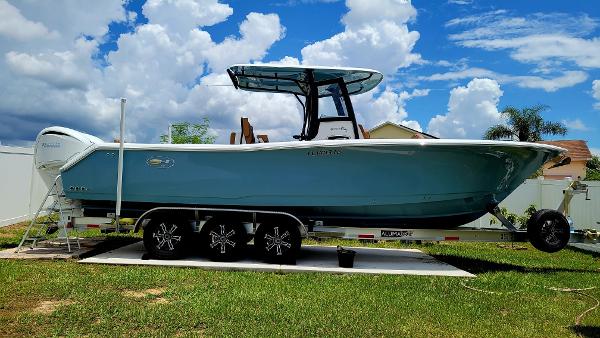 2022 Sea Hunt Gamefish 30 Forward Seating