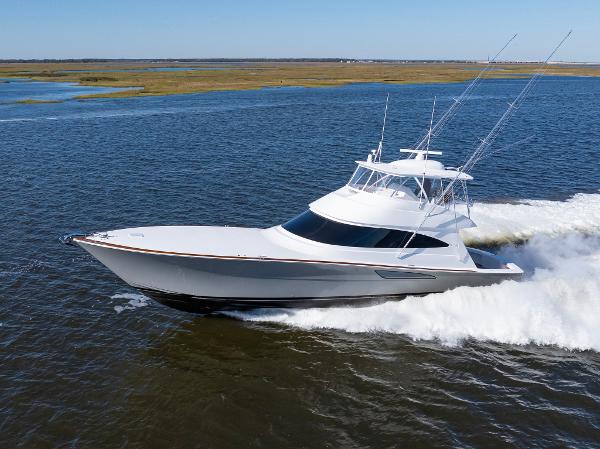 2025 Viking 68 Convertible