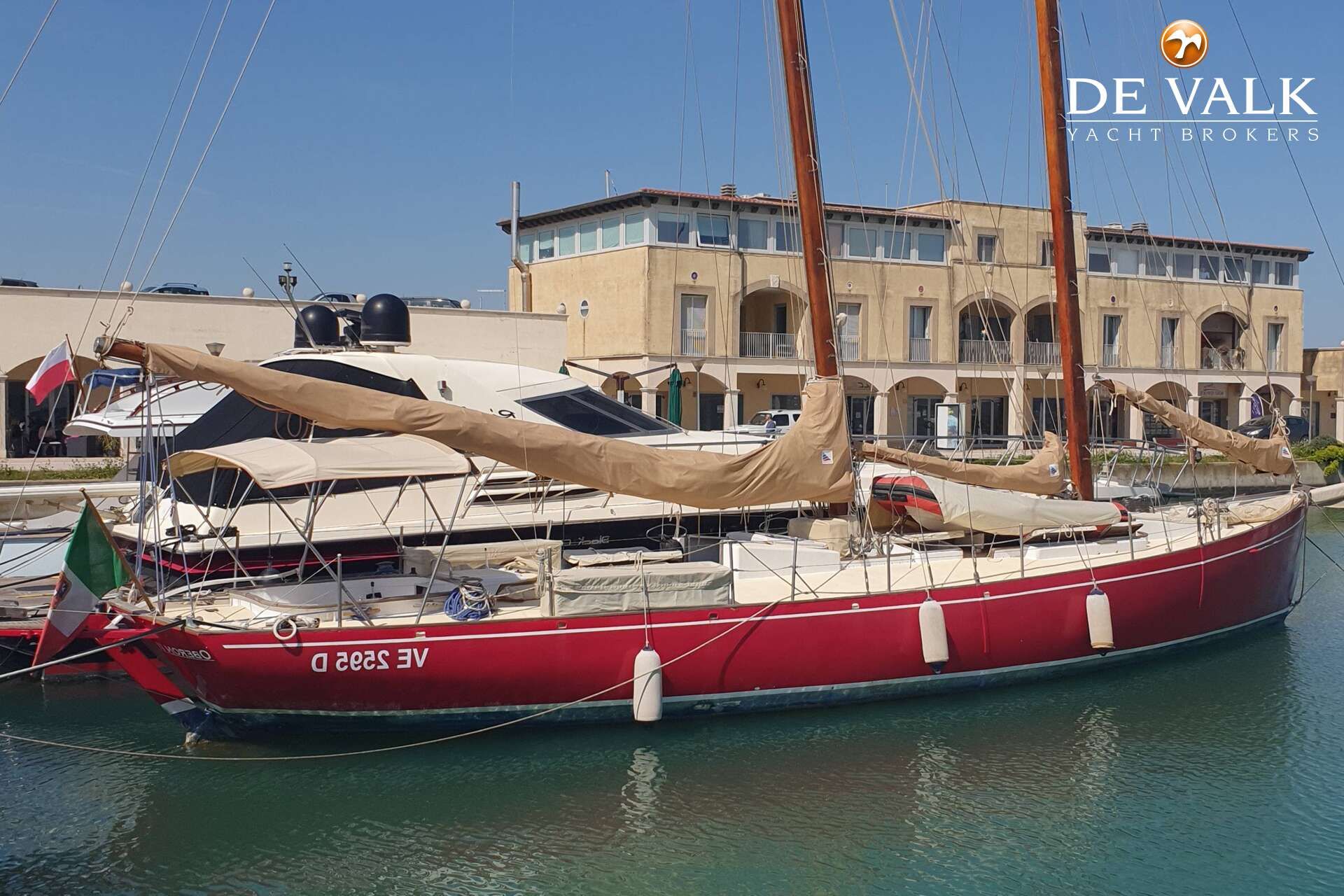 Sciarrelli Schooner
