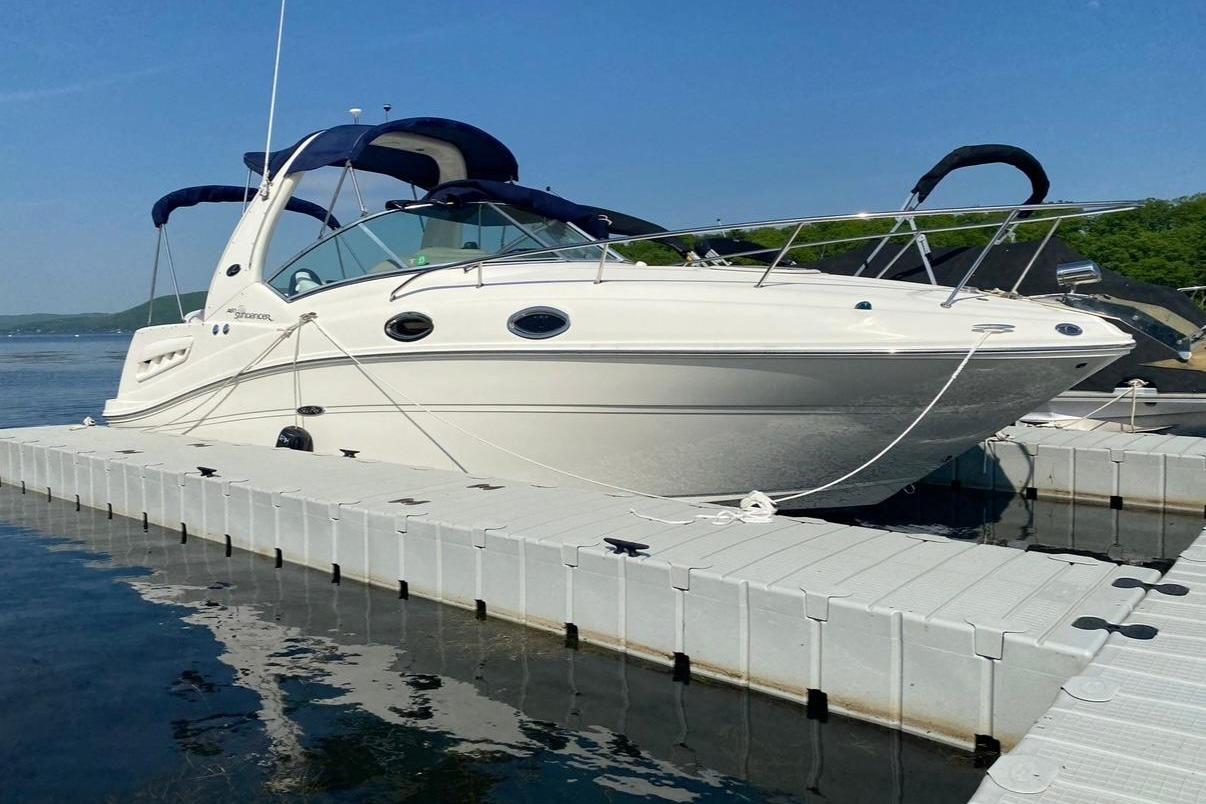 Sea Ray 260 Sundancer 2007 Sea Ray 260 Sundancer docked on a sunny day.