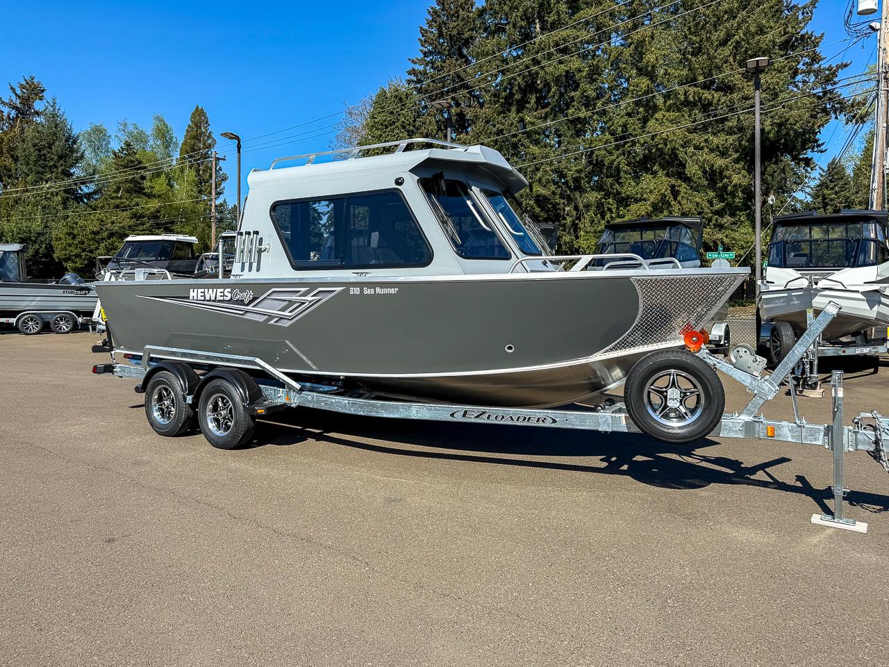 2025 Hewescraft 210 Sea Runner Hard Top