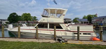 1982 Viking 44 Motor Yacht