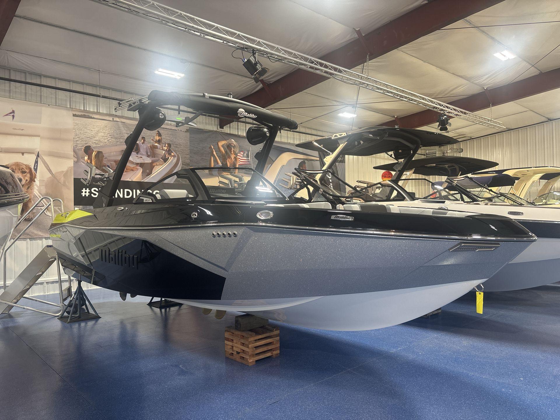 Malibu 23 LSV