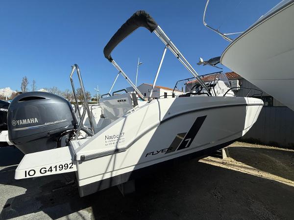 2022 Beneteau Flyer 7 SUNdeck