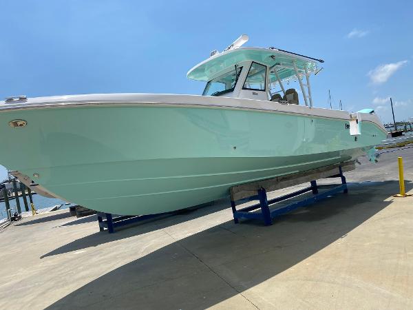 Everglades 365cc