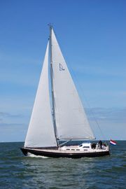 2025 Breehorn 48