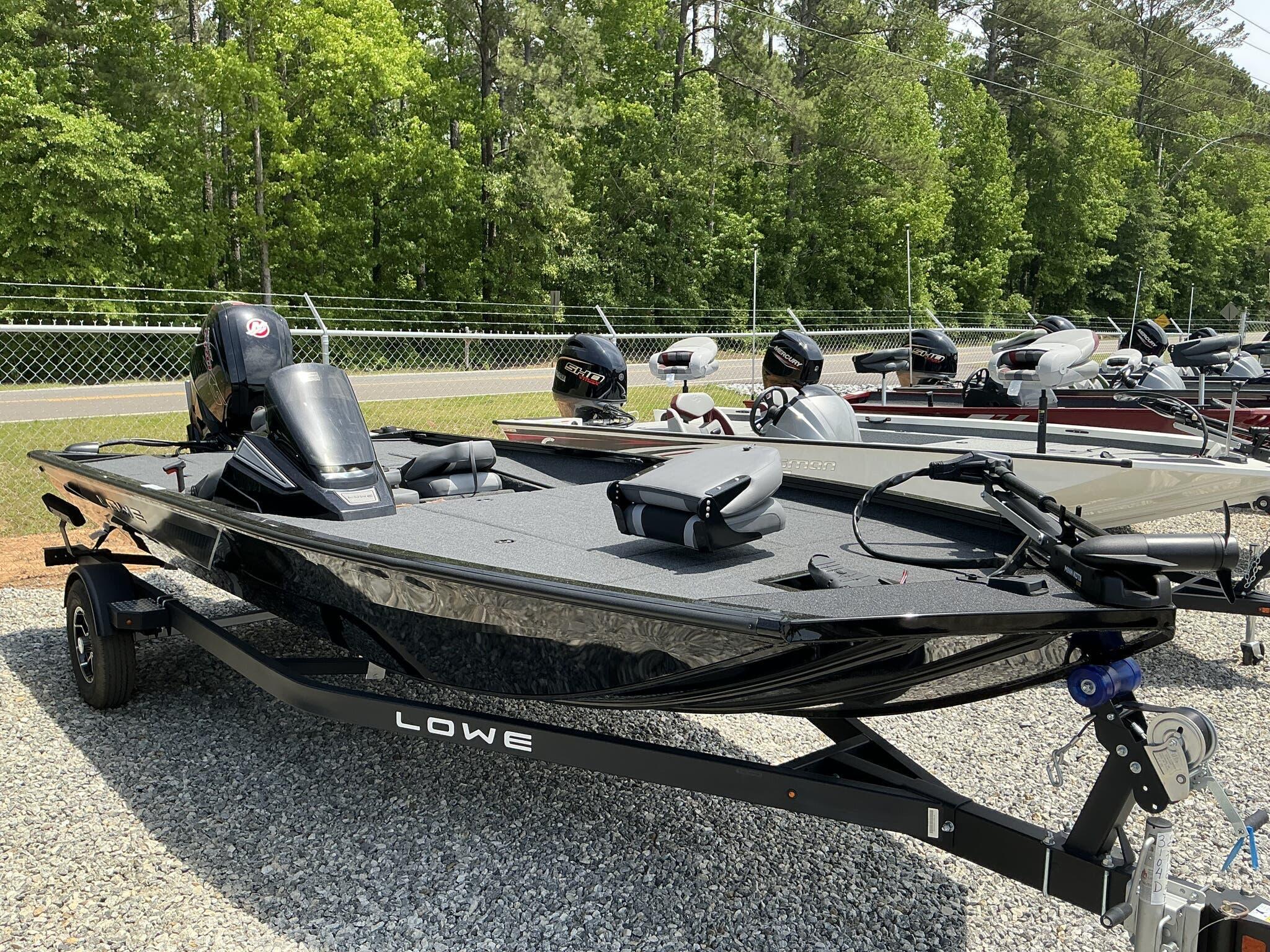 2025 Lowe Stinger 195