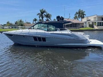 2014 Cruisers Yachts 45 Cantius Black Diamond