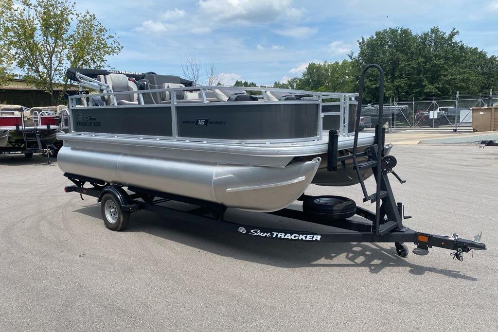 2026 Sun Tracker Bass Buggy 16 XL Select