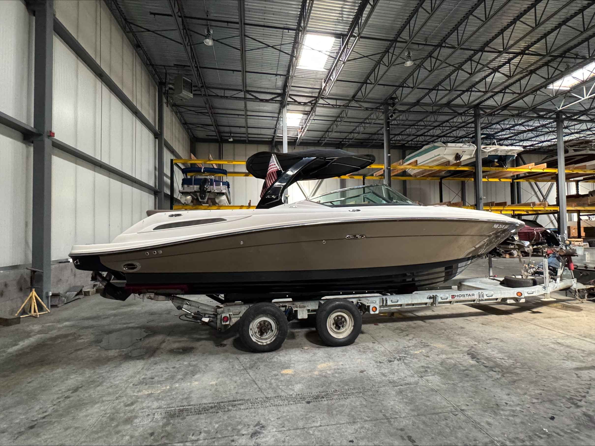 2013 Sea Ray 270 SLX