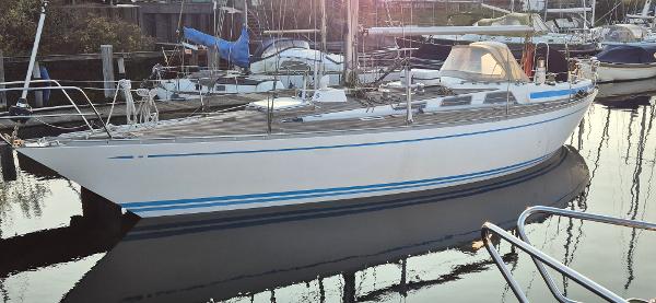 Nautor Swan 38