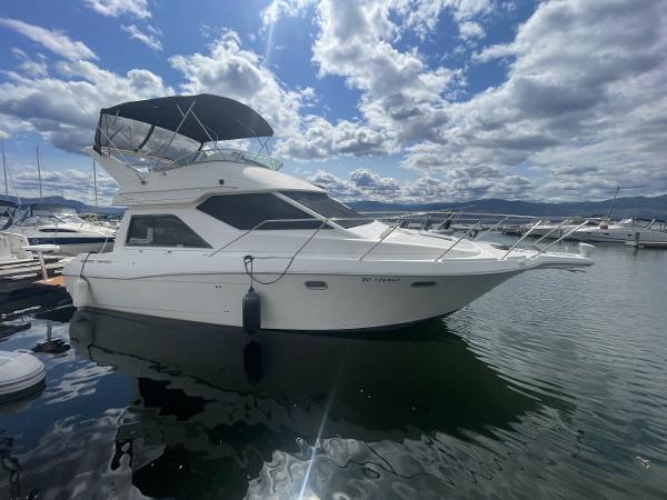 2001 Bayliner 3258 CIERA COMMAND BRIDGE