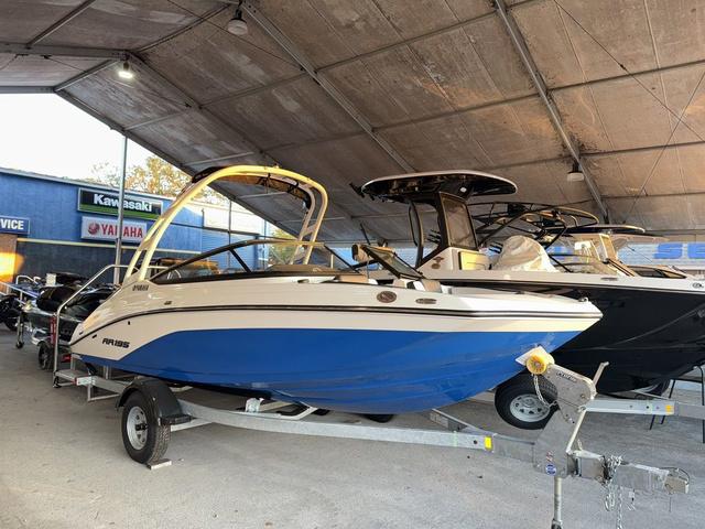 Yamaha Boats AR195