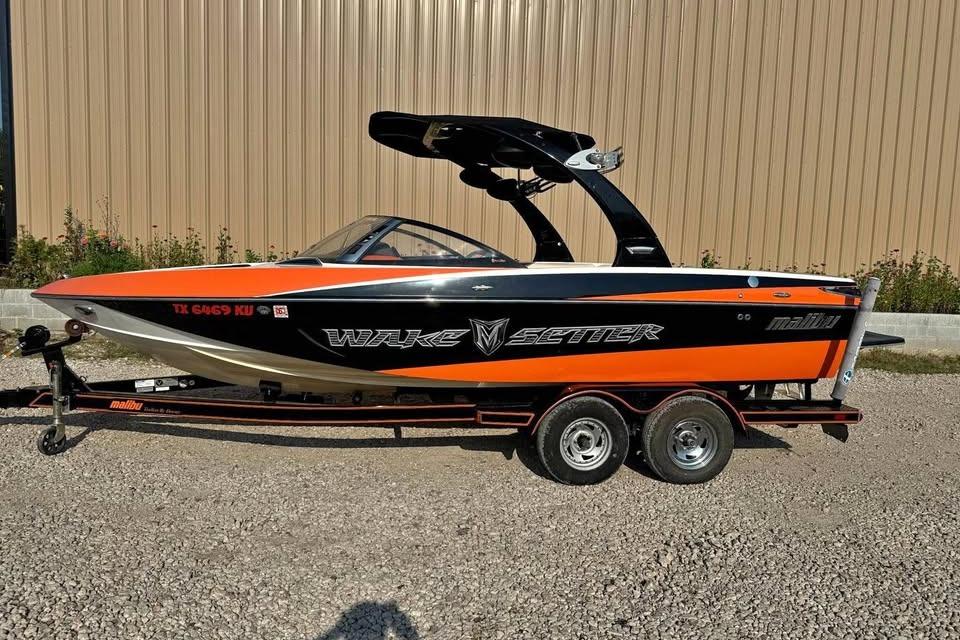 2009 Malibu Wakesetter VLX