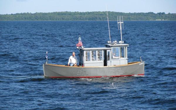 2010 Custom tugboat (pocket)