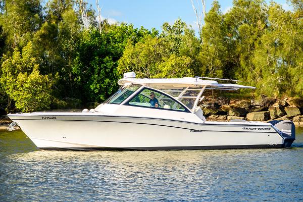 2018 Grady-White Freedom 375