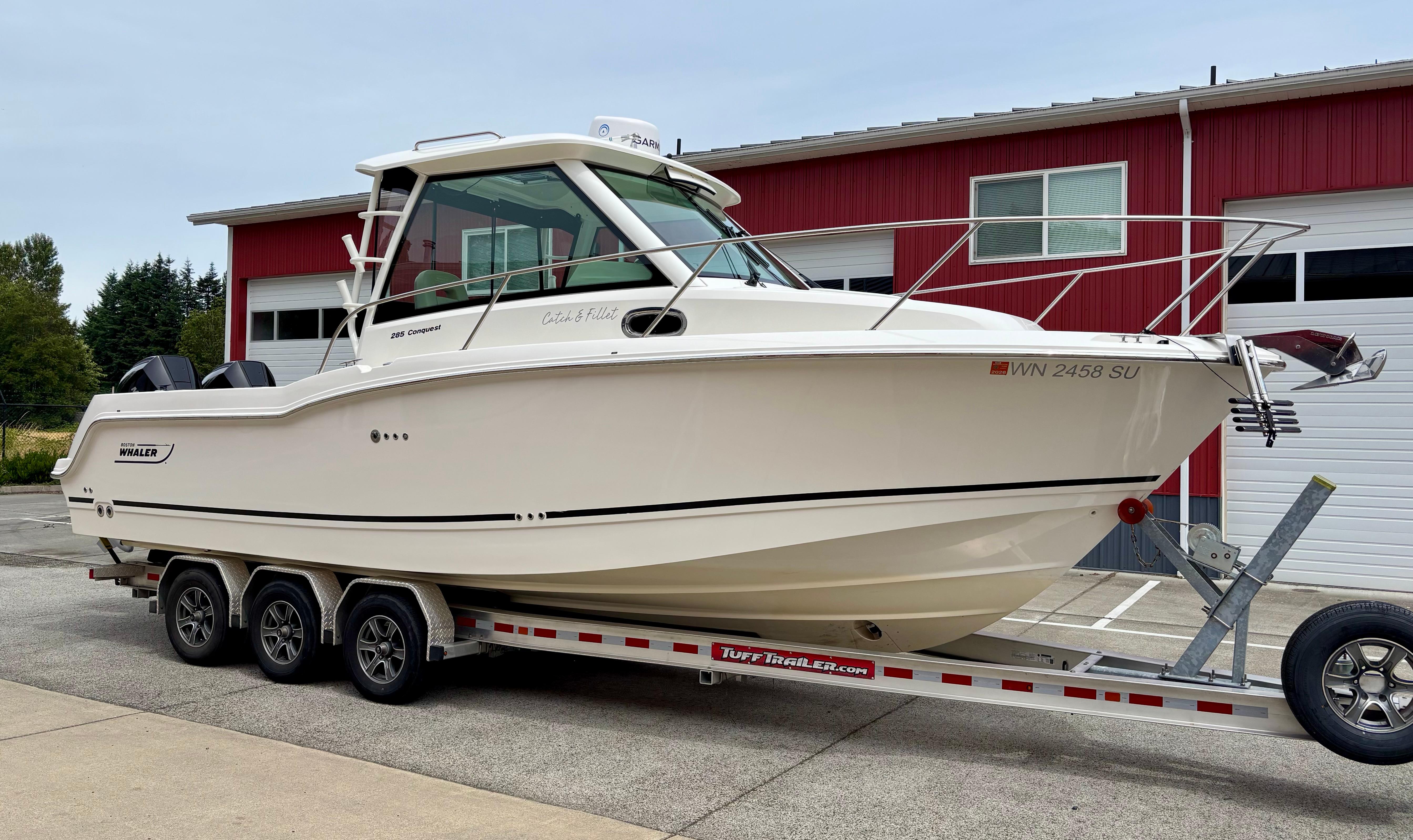 2020 Boston Whaler 285 Conquest