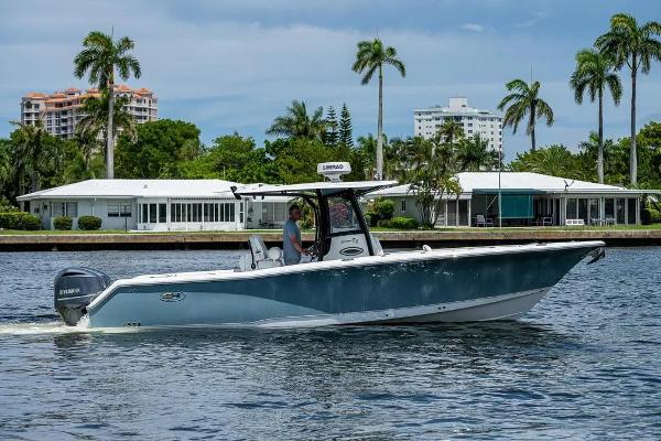 2019 Sea Hunt Gamefish 30