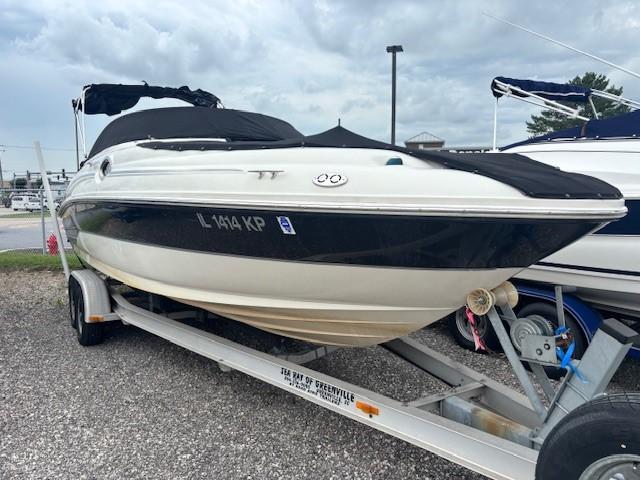 Sea Ray 240 Sundeck 2004 Sea Ray 240 Sundeck boat on trailer, covered and ready for transport.