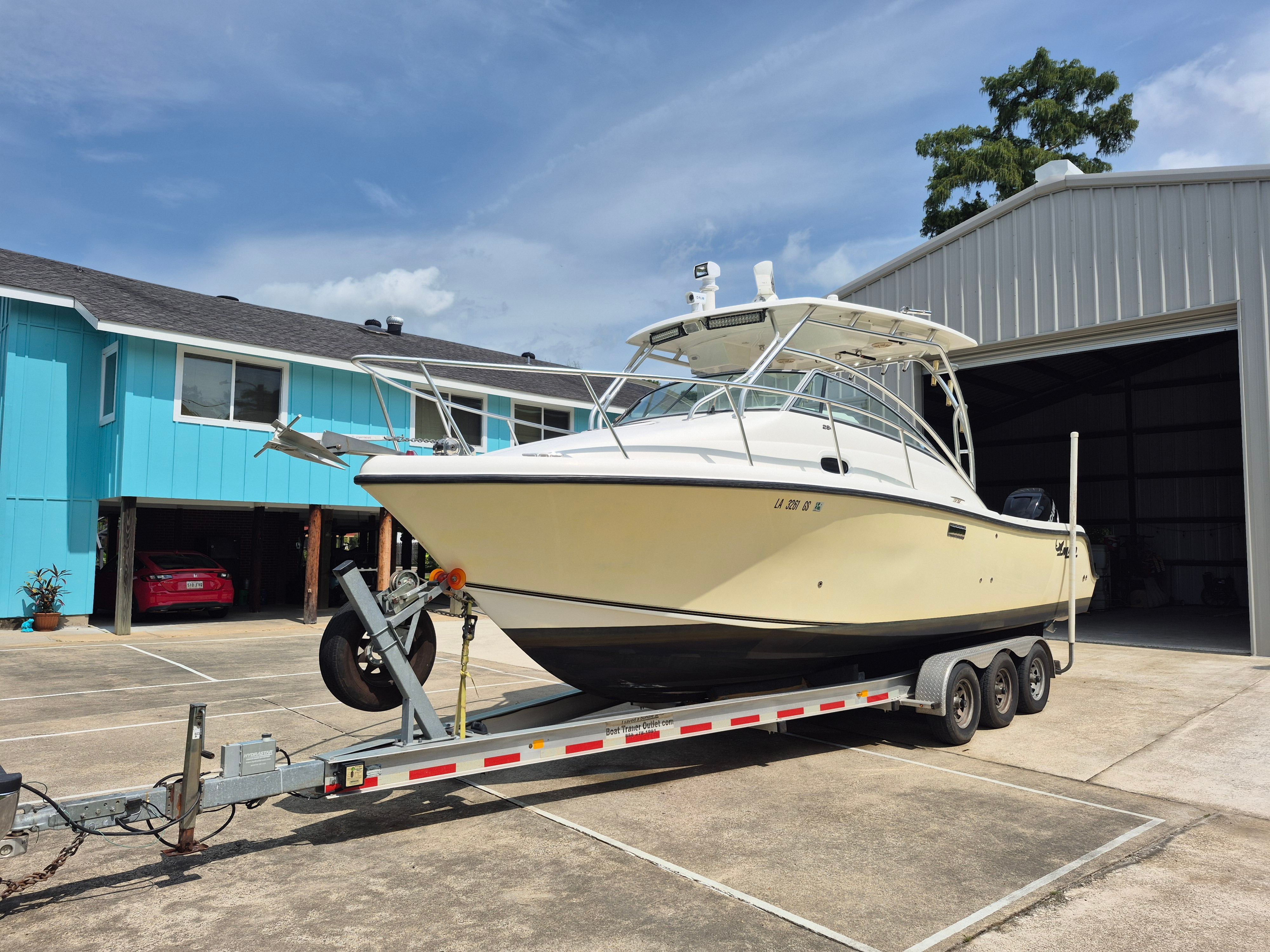 2009 Mako 284 Express