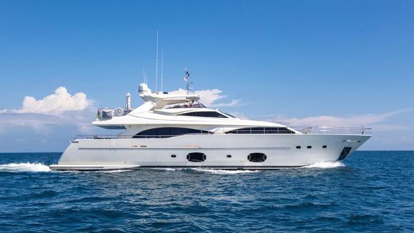 Ferretti Yachts Custom Line 97