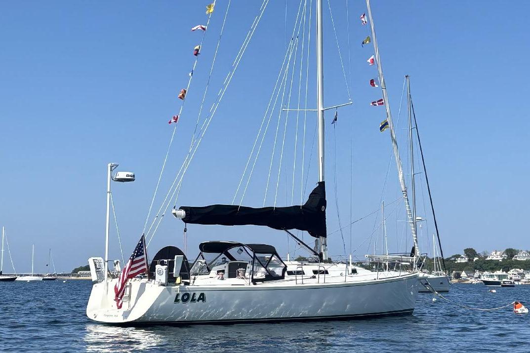 1995 J Boats J/130