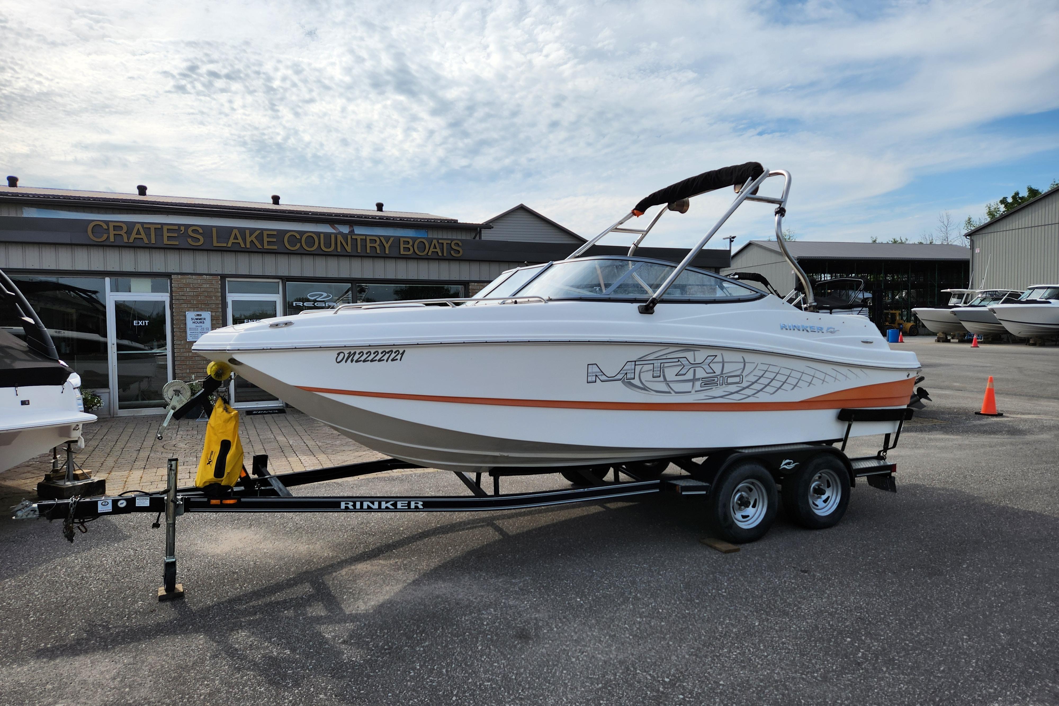 2009 Rinker 210 MTX Cuddy Cabin
