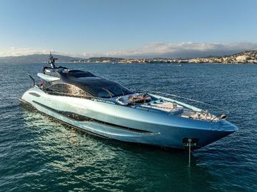 2024 Mangusta 104 REV