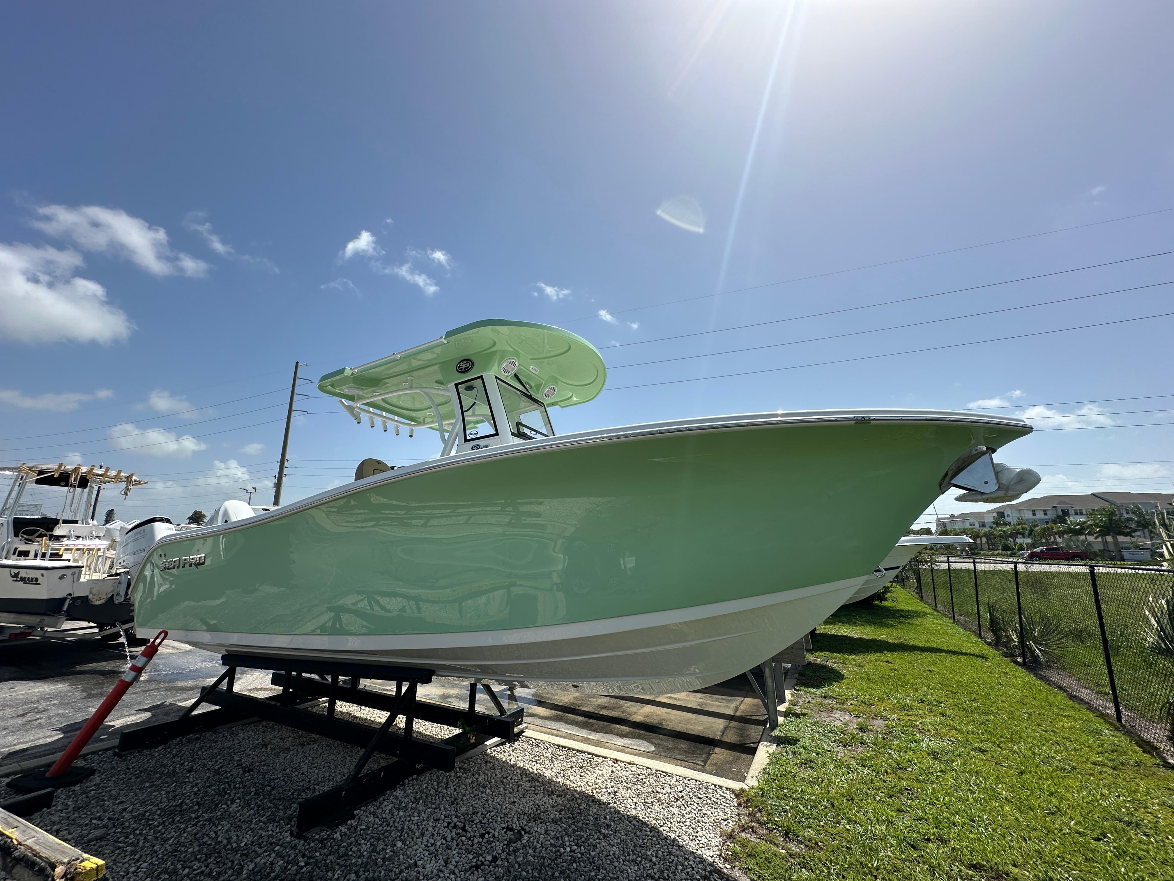 2026 Sea Pro 262 Center Console