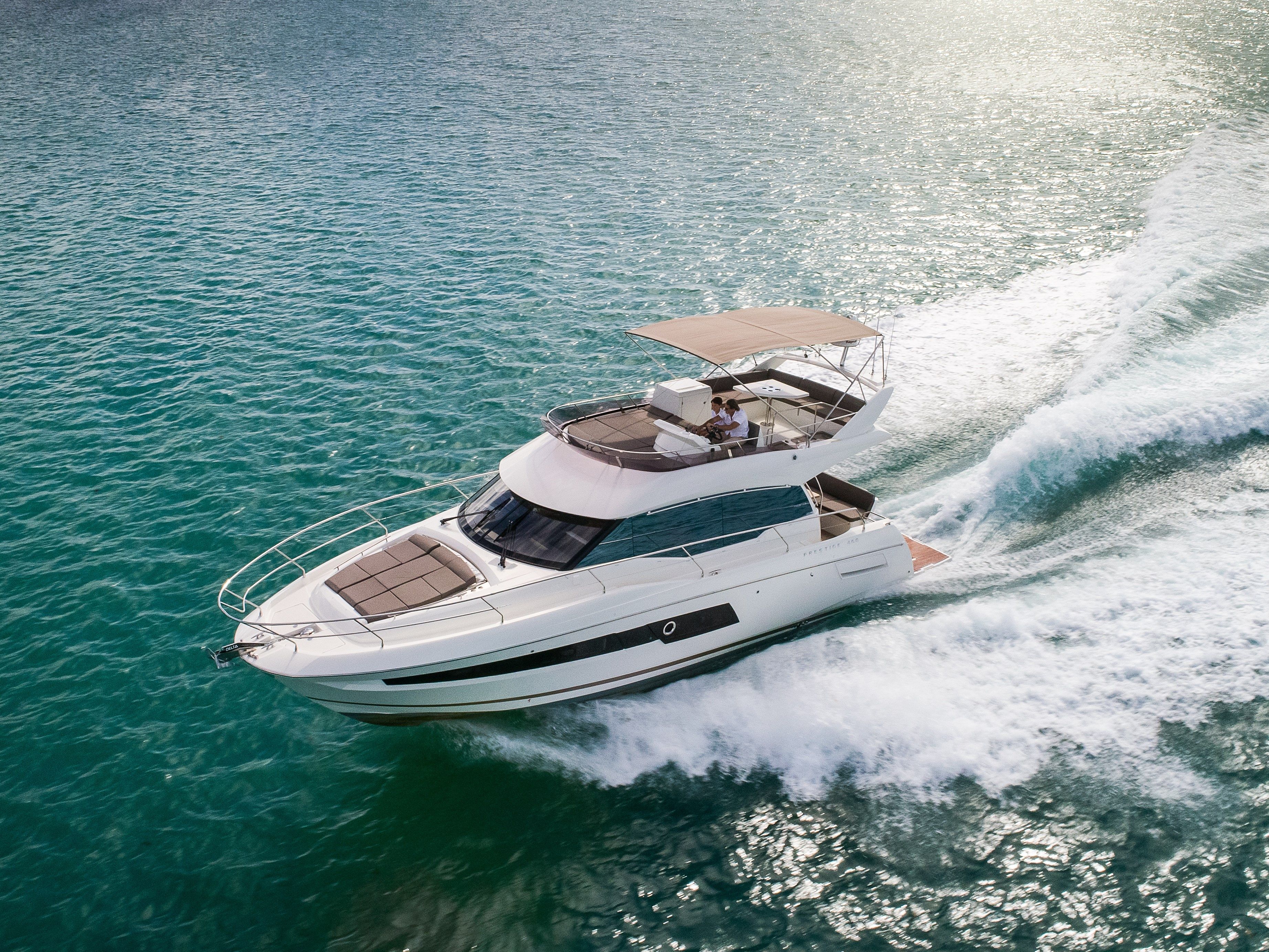 2025 Prestige 460 Fly