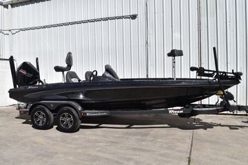 2025 Triton 20XP Patriot