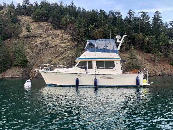 Sabre 34 Saberline Flybridge Fast Trawler