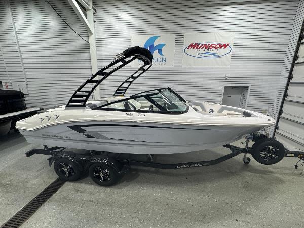 2025 Chaparral 21 SSi