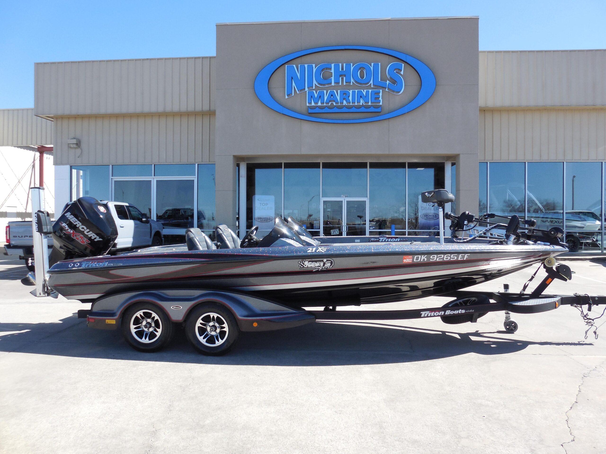 2013 Triton 21XS DC