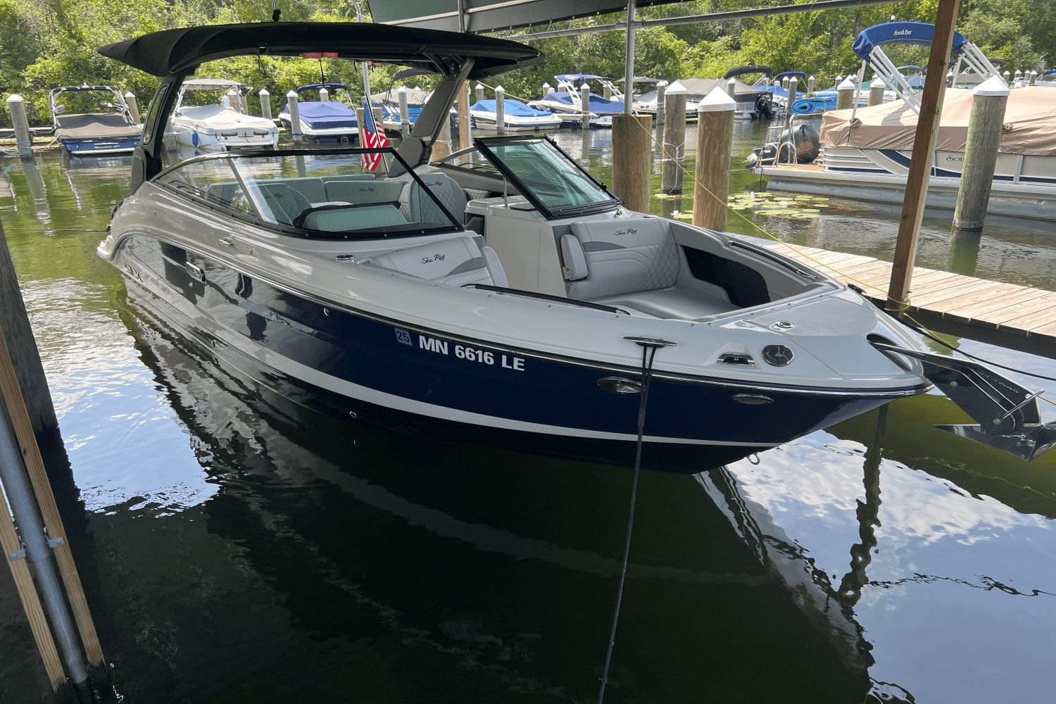 2023 Sea Ray SLX 260