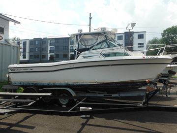 1988 Grady-White Offshore 240