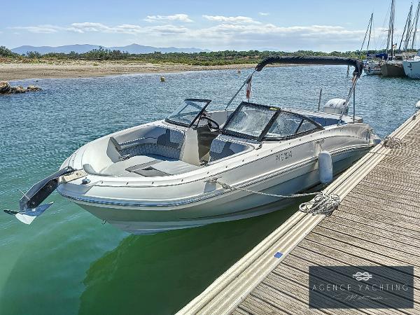 2022 Bayliner VR5 Bowrider