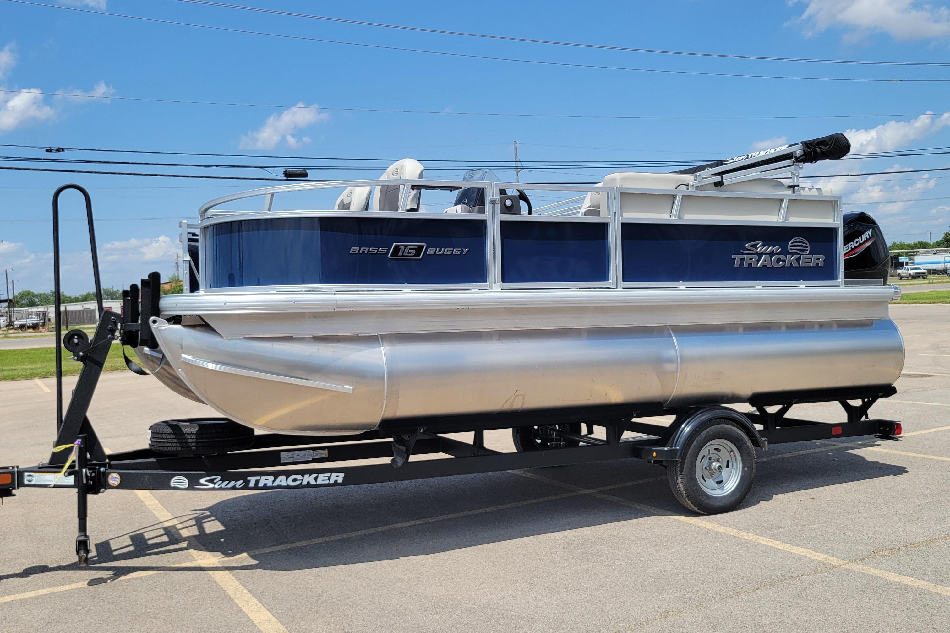 2026 Sun Tracker Bass Buggy 16 XL Select