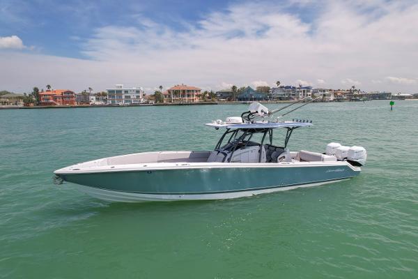 2020 Nor-Tech 390 Sport Center Console