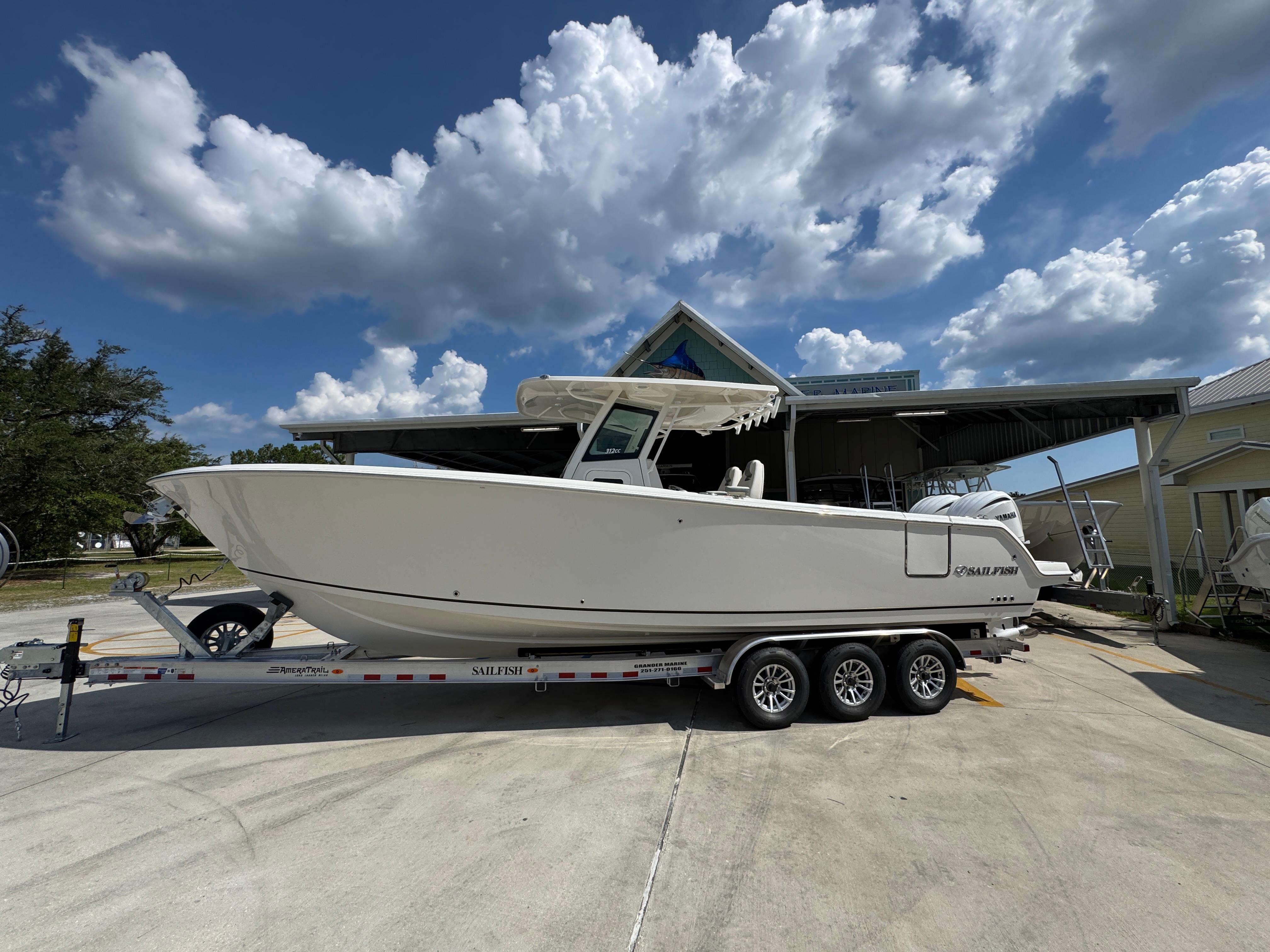 2025 Sailfish 312 CC