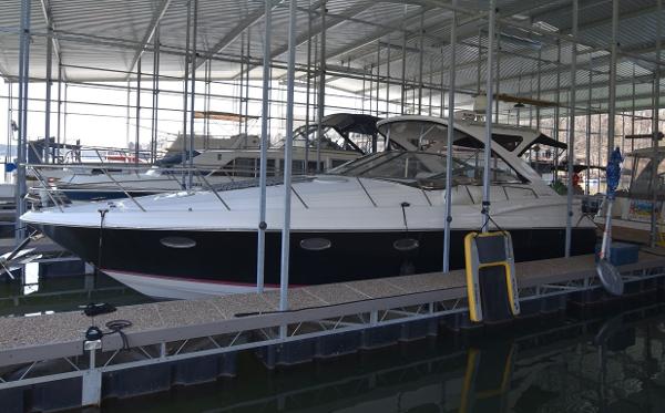 Regal Commodore 4060 2007 Regal Commodore 4060 yacht docked in a covered marina.