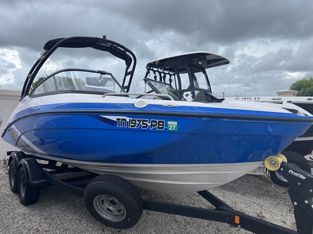 2019 Yamaha Boats AR210