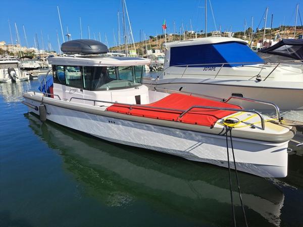Axopar 28 CABIN