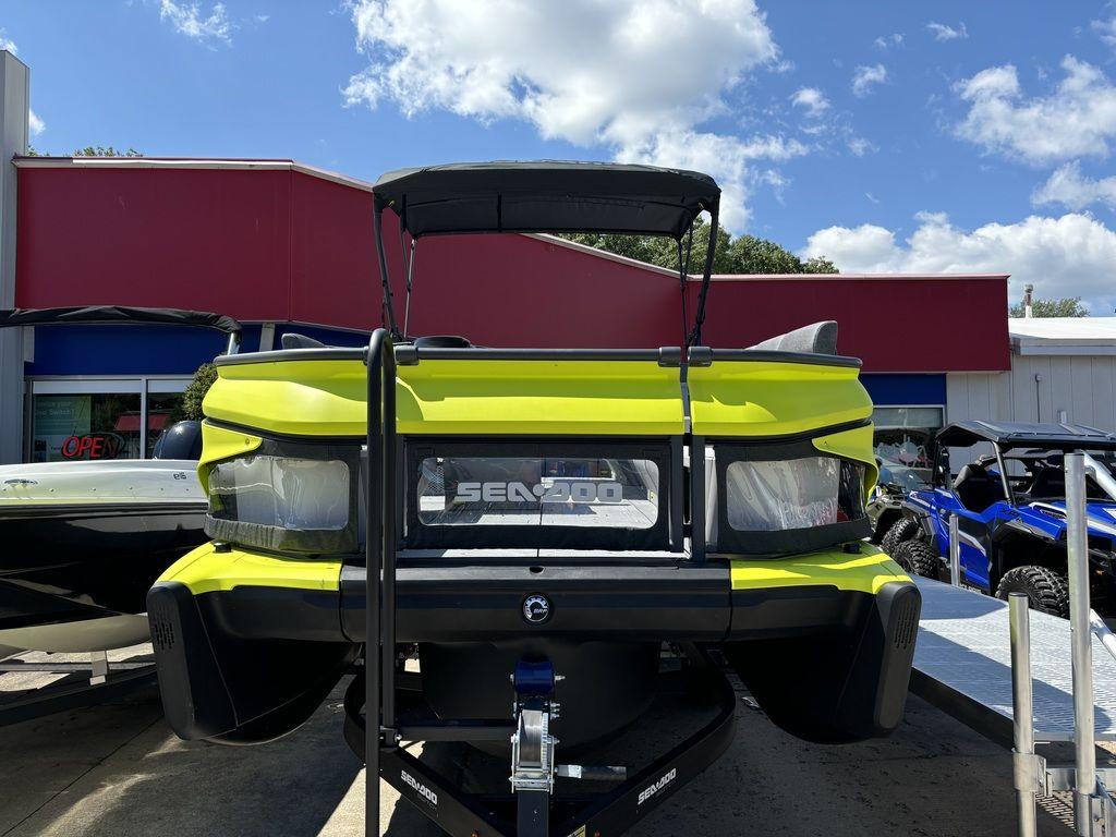 2024 Sea-Doo Switch® Cruise 21 - 230 hp