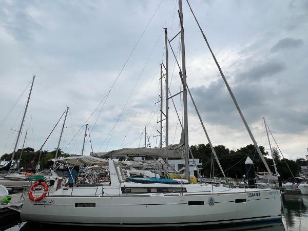 Beneteau Oceanis 45