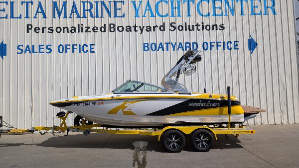 2013 MasterCraft X2