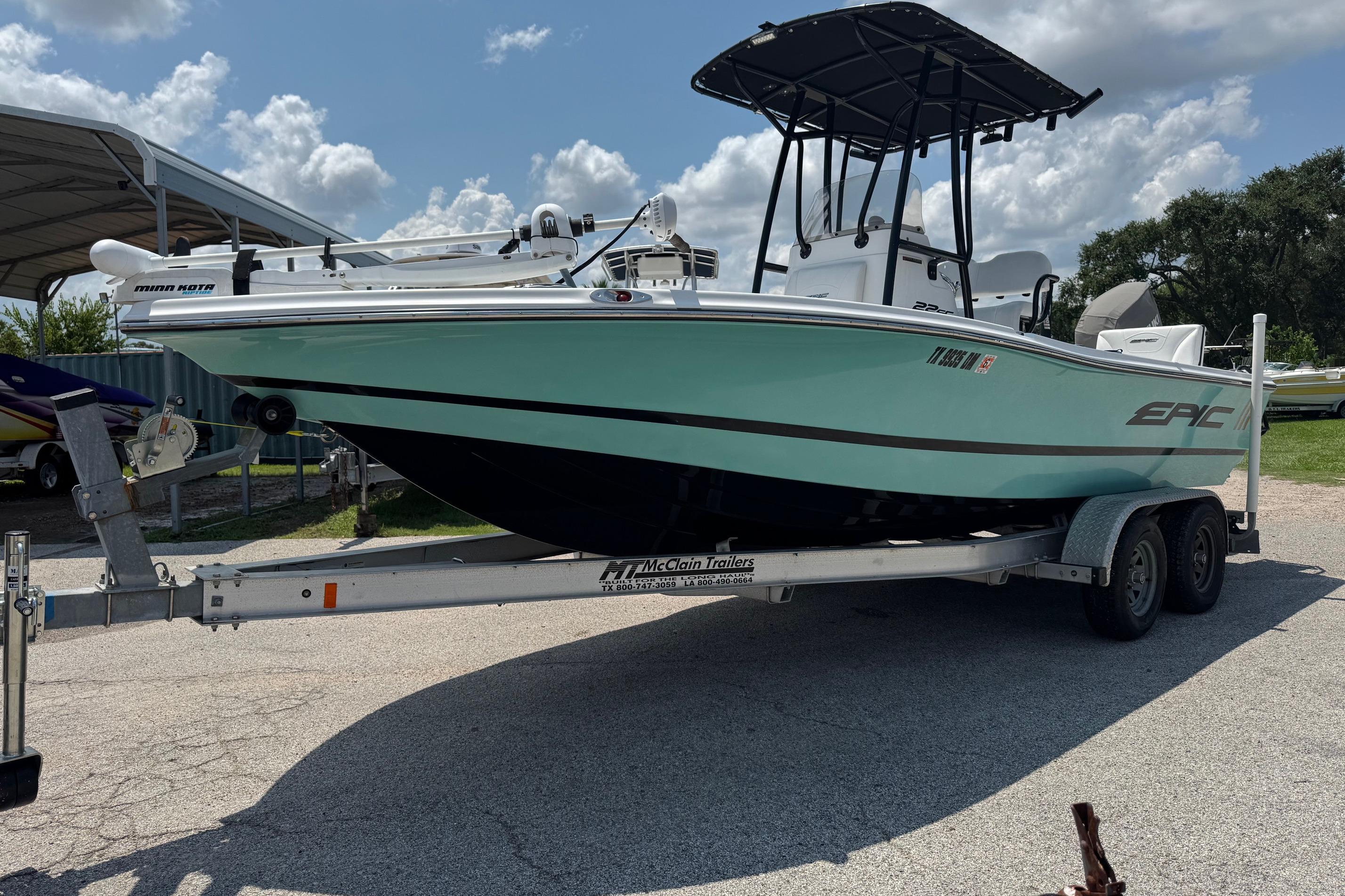 2017 Epic 22 Sport Console