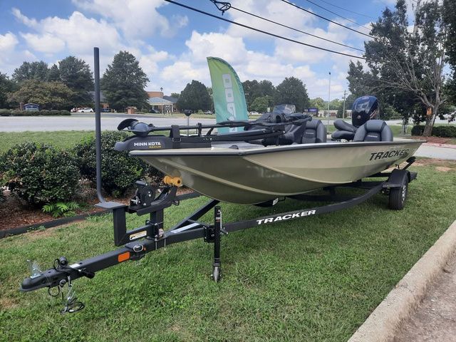 2026 Tracker Pro Team 190 TX