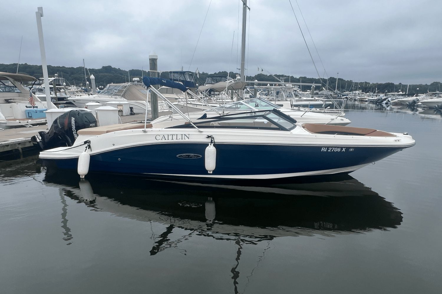 2018 Sea Ray SPX 230 Outboard