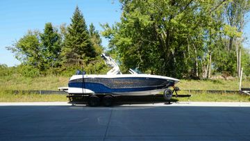 2026 MasterCraft XT23